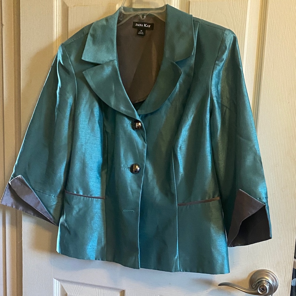 Dana Kay Teal  Blazer with Notch Collar and matching skirt (missing 1 button)